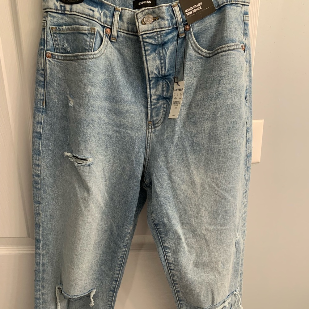 Express Straight Leg Jean